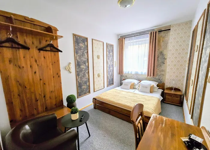 호텔 Cieszynski Boutique & Stare 3*